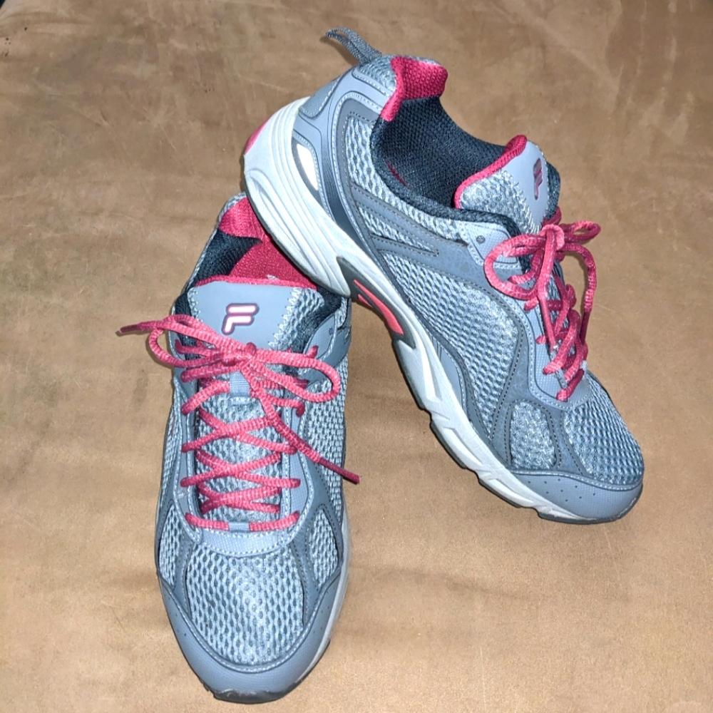 fila walking shoes womens